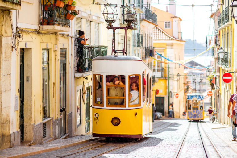 Lisboa - kombiner storby og strand