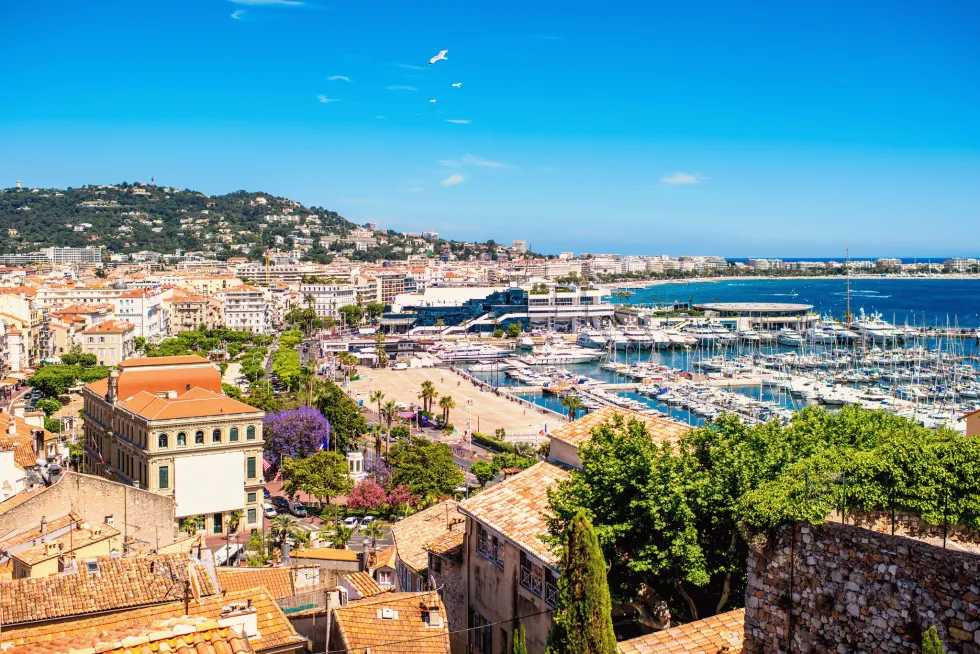 Cannes er en blanding av glamour og avslappet fransk småbysjarm 