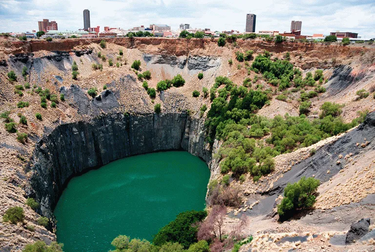 Verdens største menneskeskapte hull (Big Hole) finner man i Kimberley 